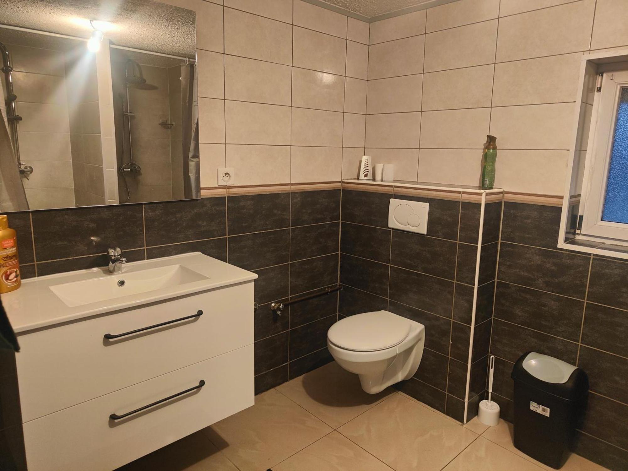 Chambre Climatisee Cosy Auberge Du Manala Hotel 24-24 Saint-Louis  Ngoại thất bức ảnh